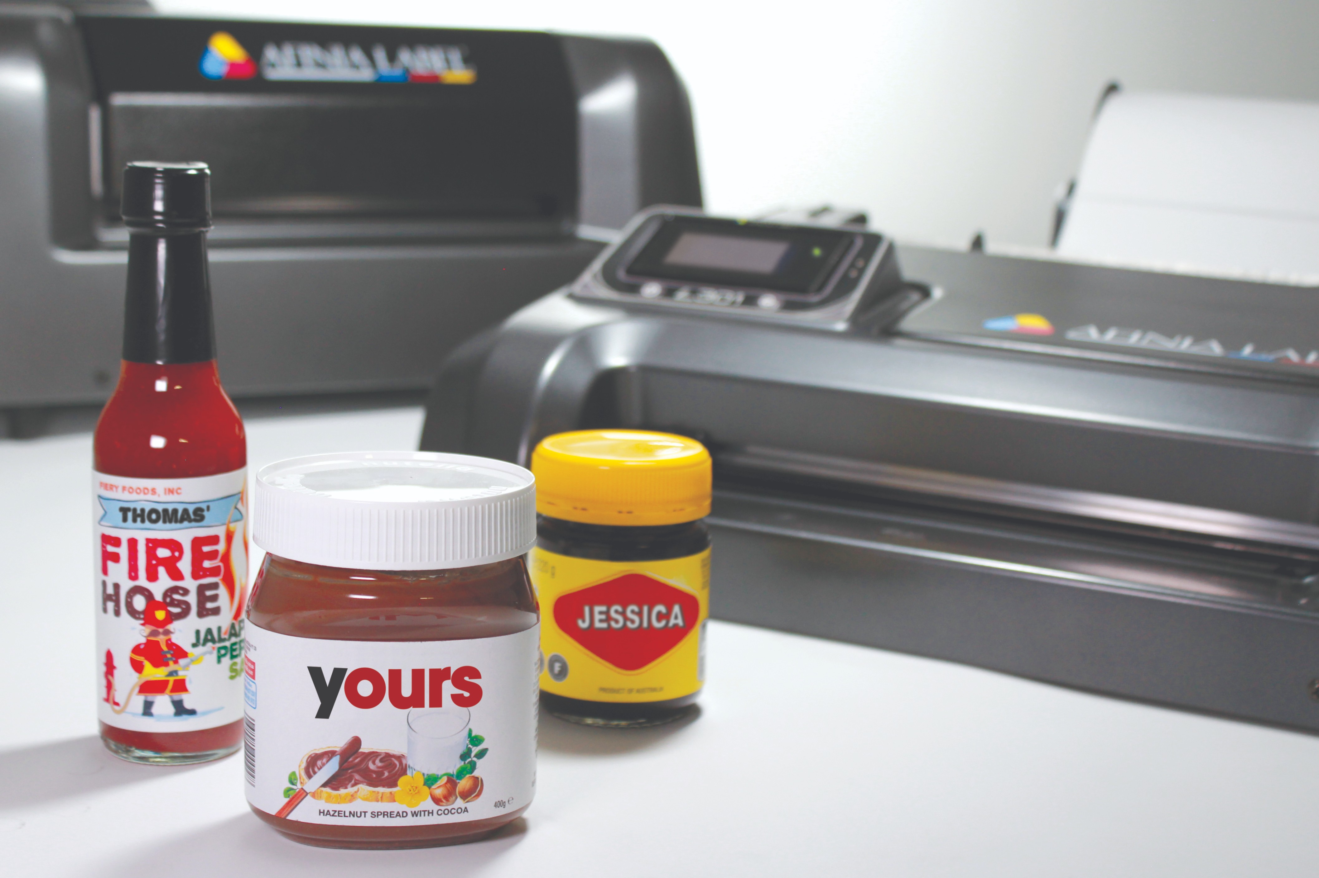 Hot sauce labels printed with L502 color label printers