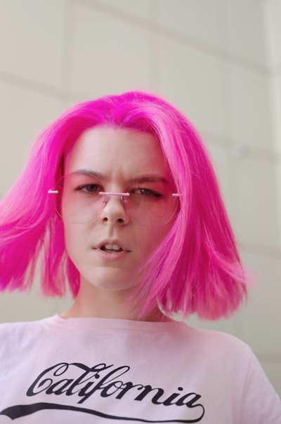 pink-emo-hair-2025.jpg