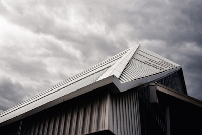 a metal roof that is durable in mobile al