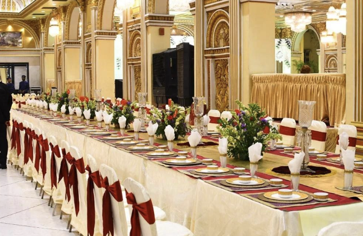 Elegant plated Halal wedding dinner service for a Muslim wedding reception.